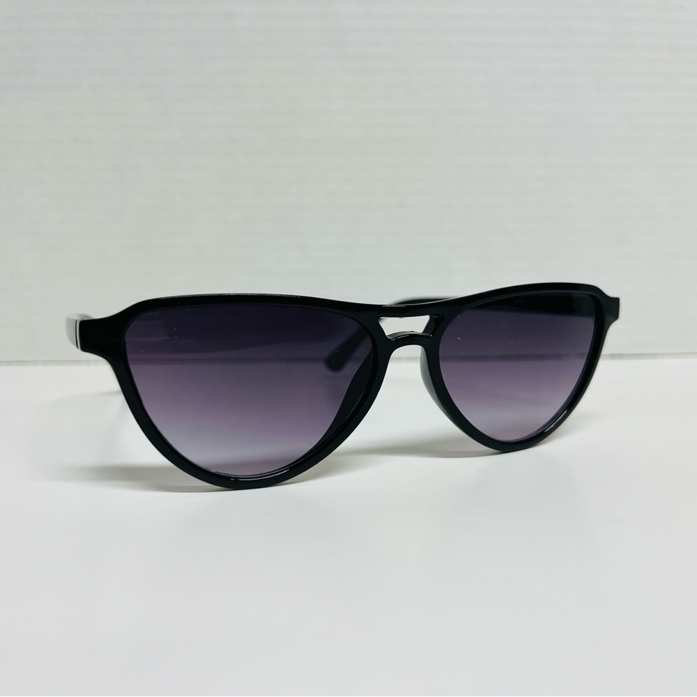 Sunglasses Fashion Accessory Classy Black Sexy Cat eye Sunglasses w Purple Tent - Picture 3 of 6